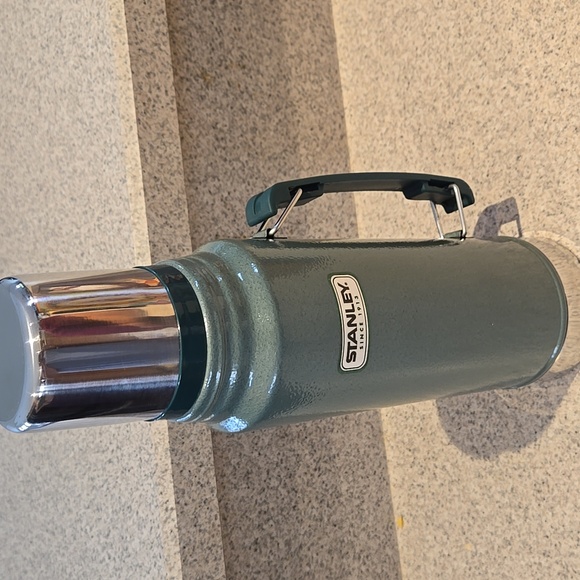 Stanley Aladdin Green Thermos Quart Liter Vacuum Bottle